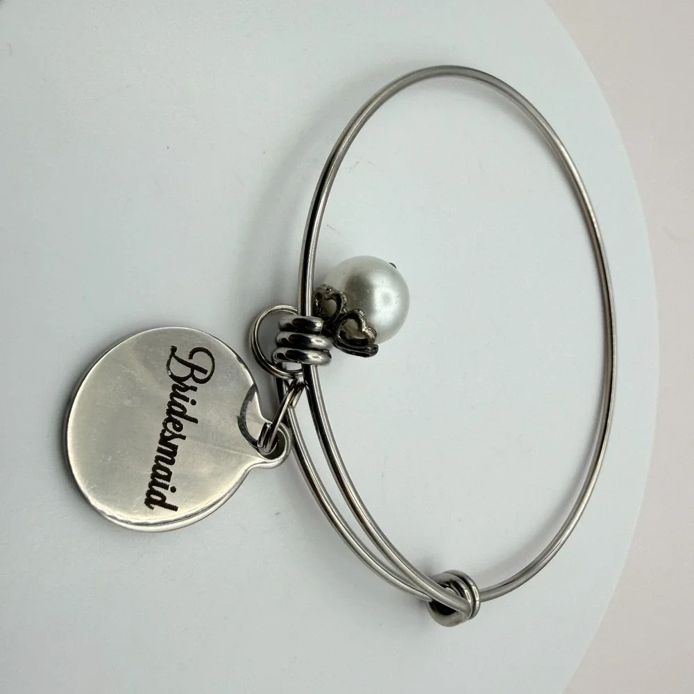 Vintage 90s Bridesmaid Silver Tone Expandable Bangle Bracelet Faux‎ Pearl Charm